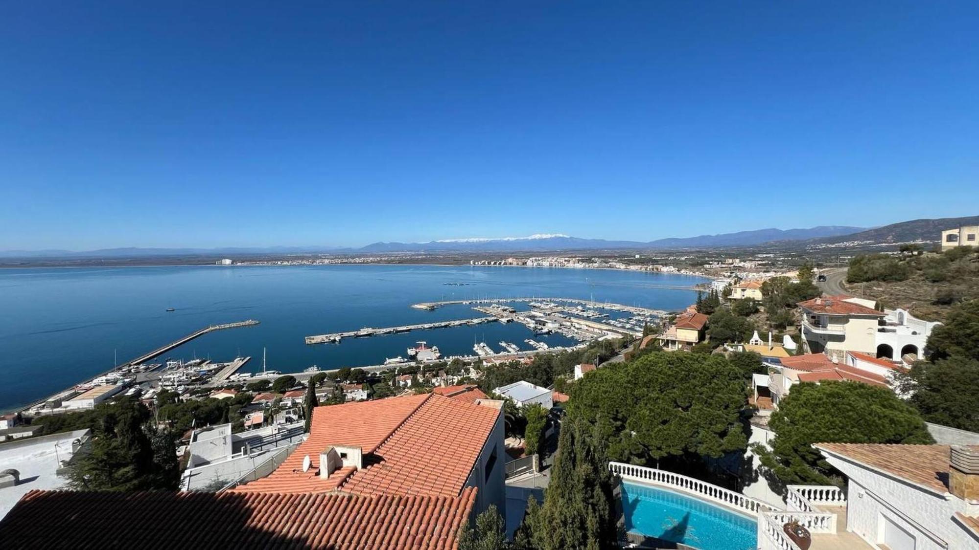 Precioso Piso Con Vistas Espectaculares Del Mar Av-50 Apartment Roses Ngoại thất bức ảnh